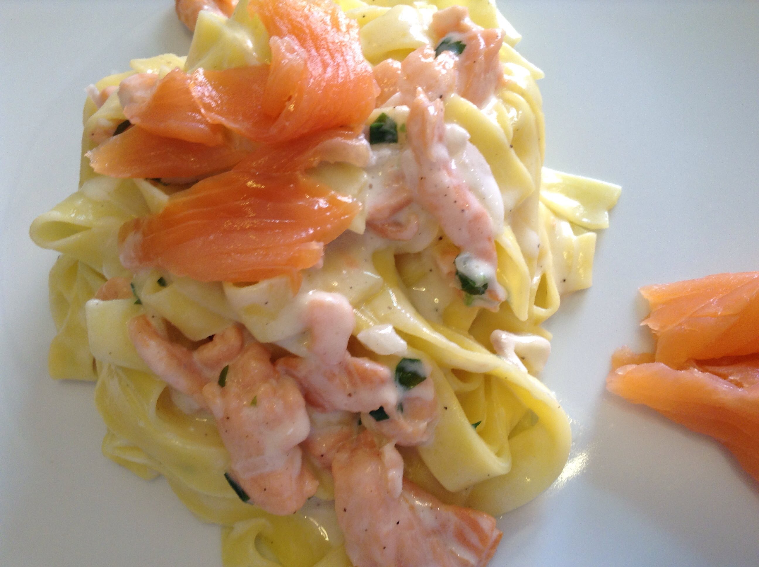 Tagliatelle cremose con salmone affumicato e mascarpone