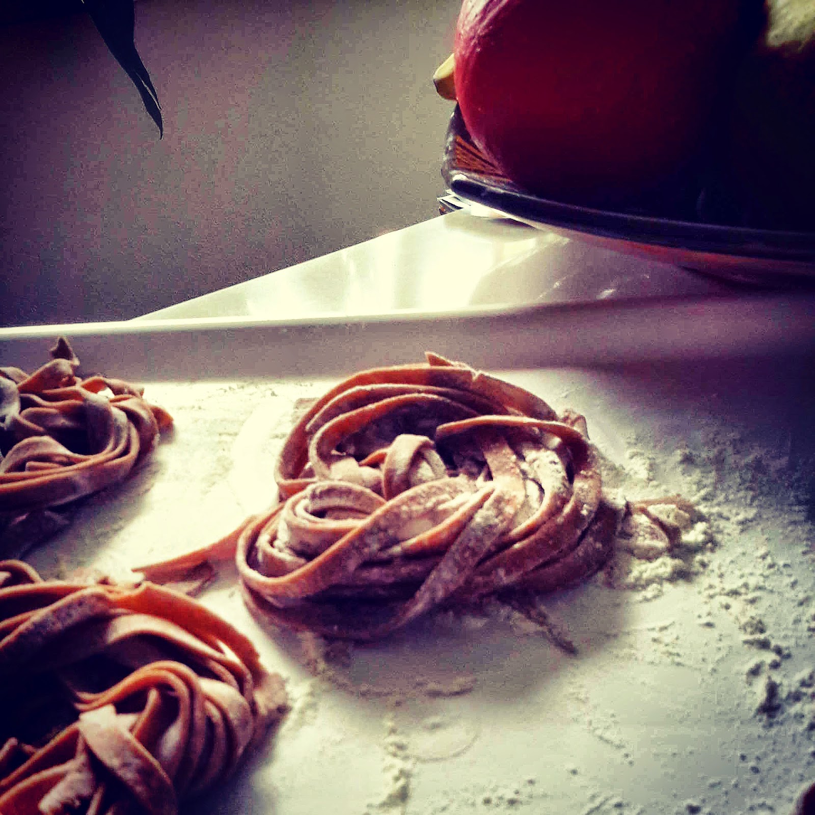 Tagliatelle di castagne con ragout di hauswurst….