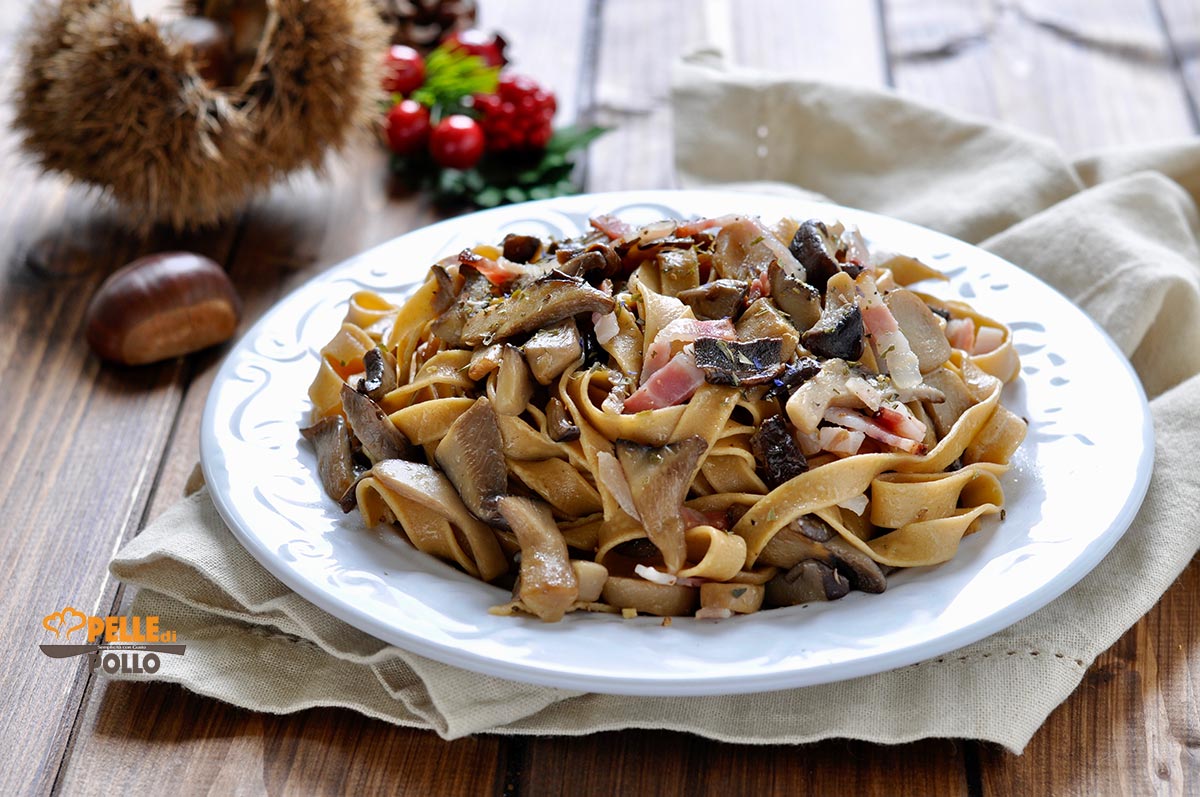 Tagliatelle di farina di castagne ai funghi