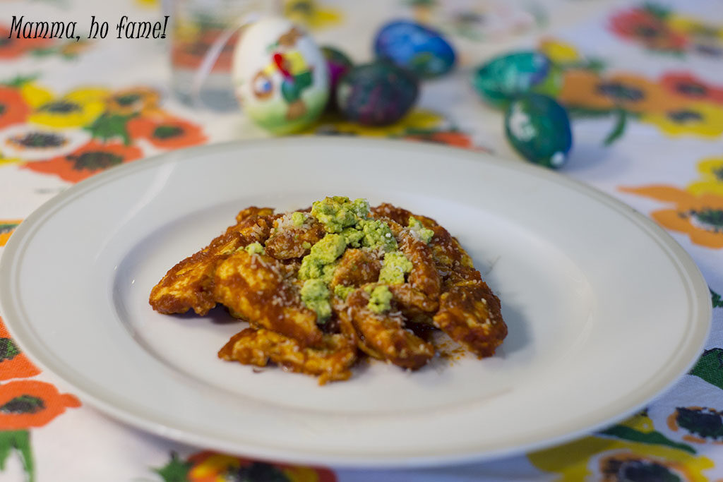 Tagliatelle di frittata al pomodoro