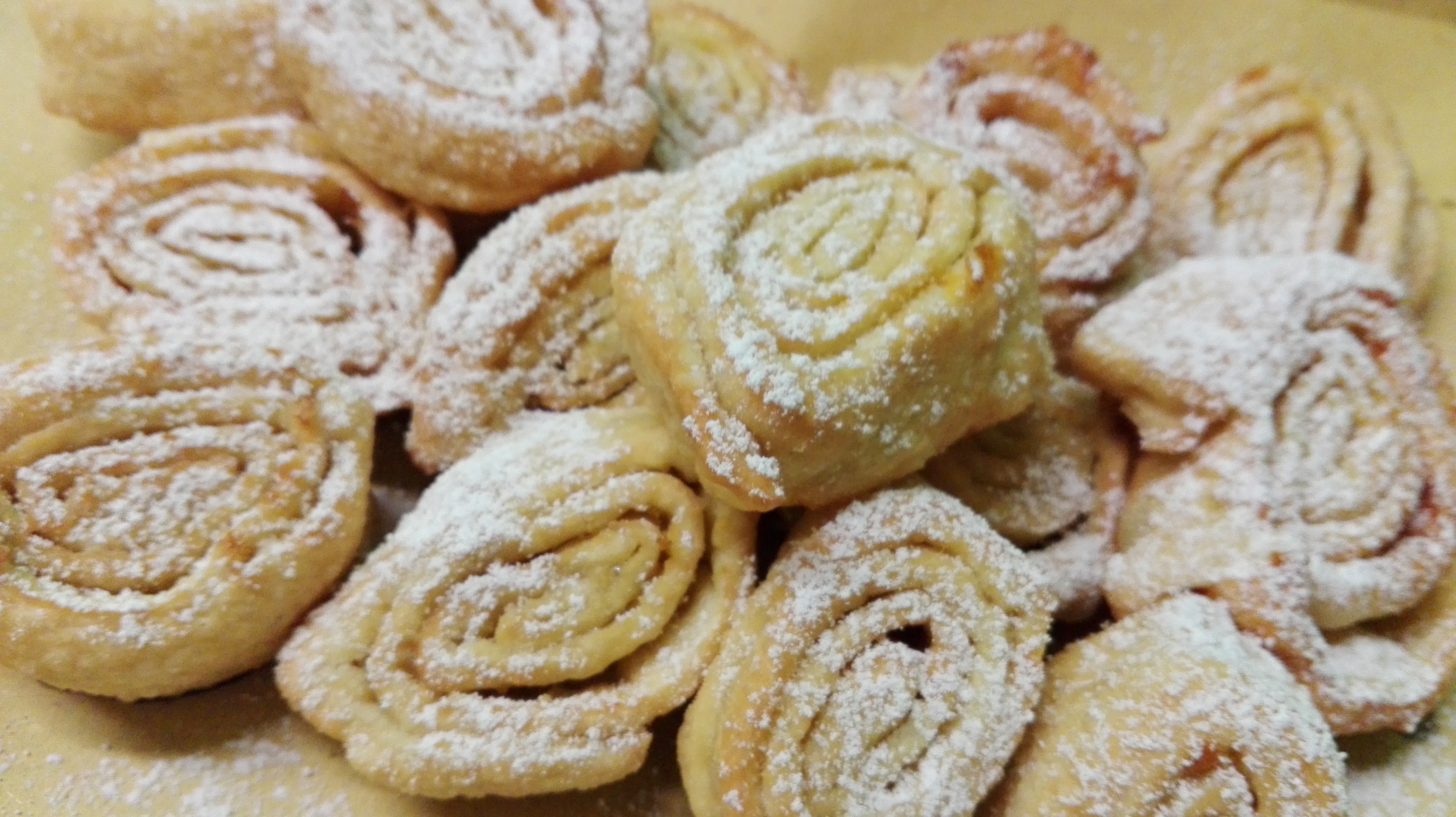 Tagliatelle dolci fritte