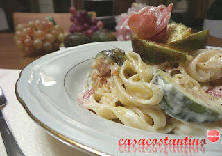 Tagliatelle larghe fichi e crudo