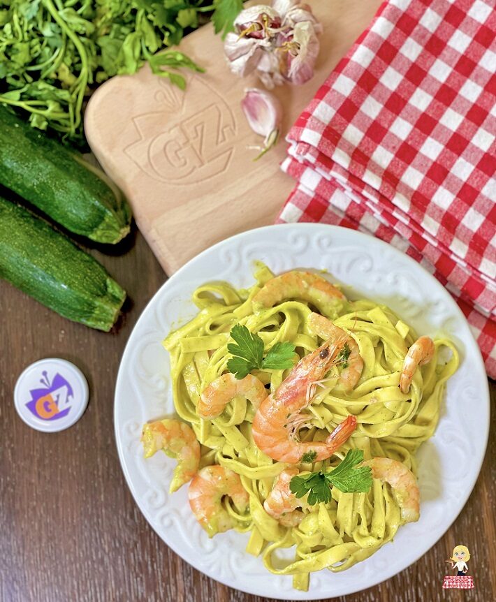 Tagliatelle PESTO di ZUCCHINE e GAMBERI