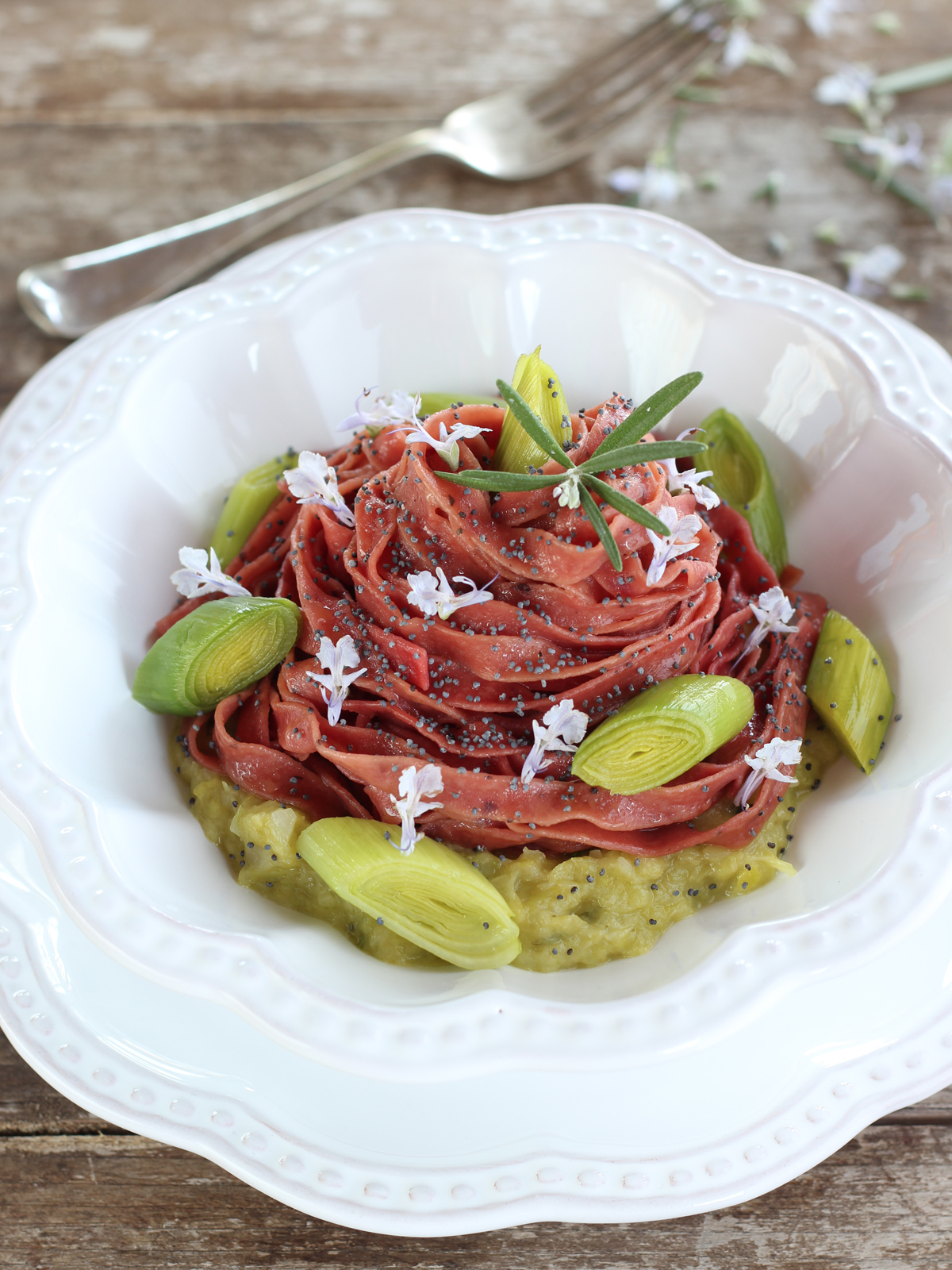 Tagliatelle rosa con porri