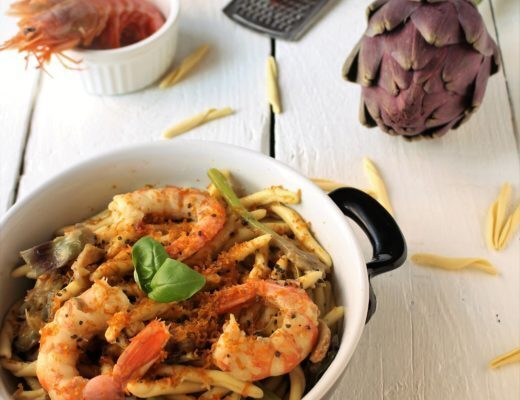 Tagliolini al caffe’, crema al gorgonzola e zucchine