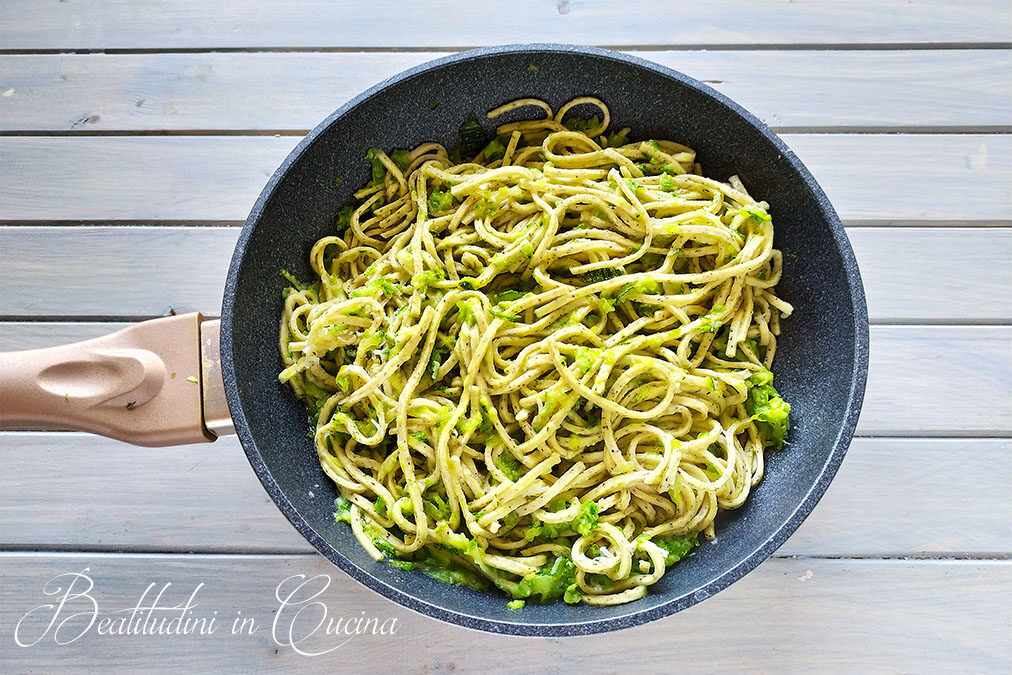 Tagliolini al tartufo e zucchine