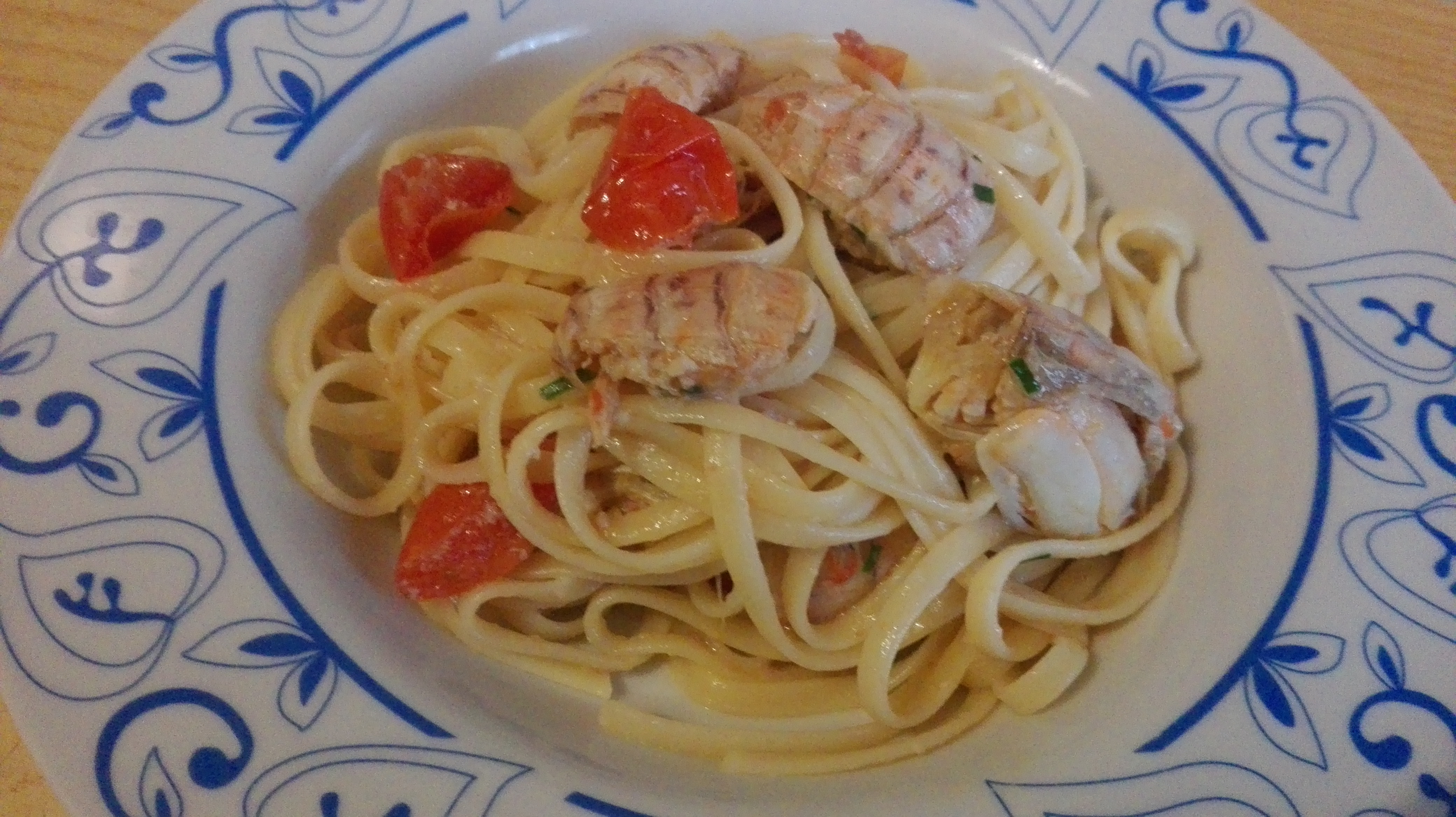 Tagliolini alle canocchie e pomodorini