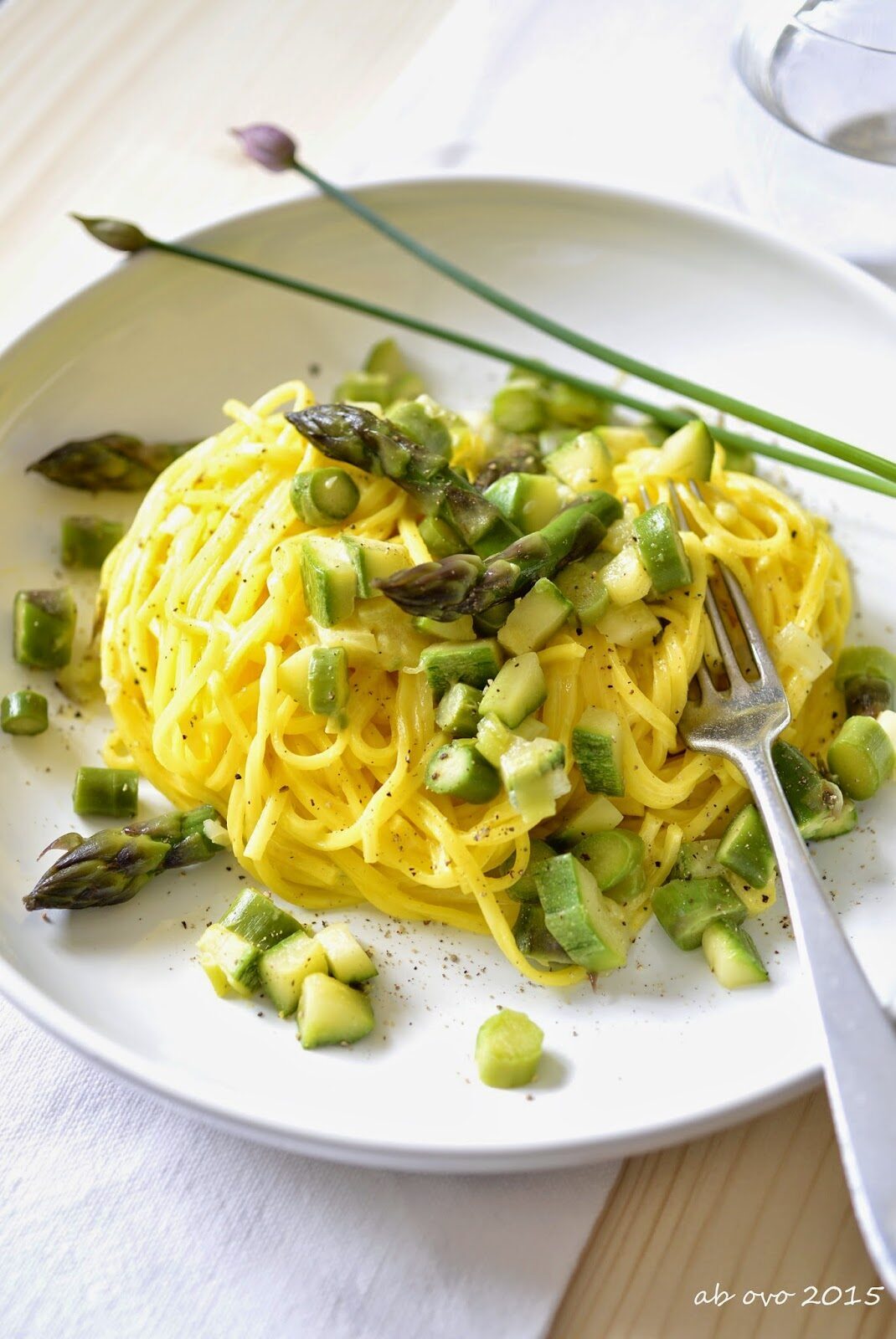 Tagliolini con crema allo zafferano e verdure