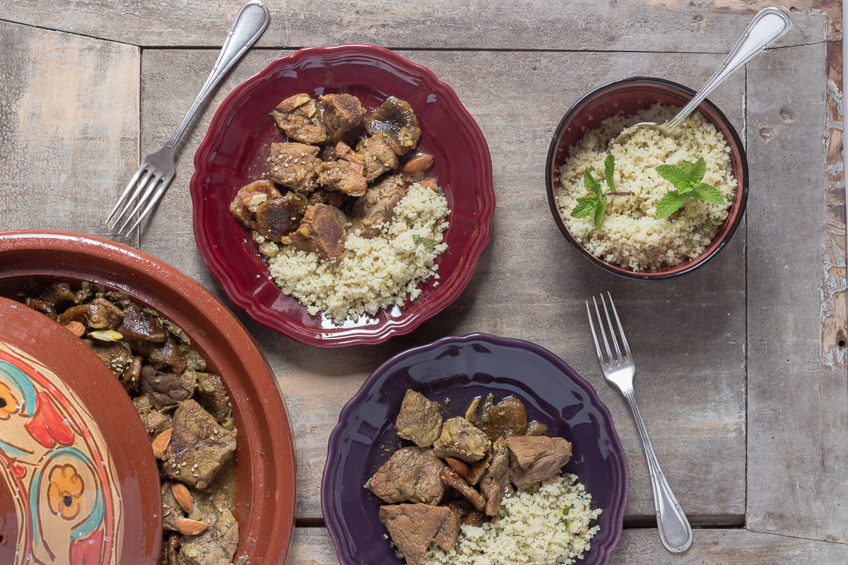 Tajine di vitello con fichi secchi e mandorle