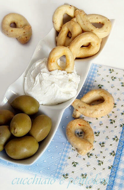 Taralli e philadelphia home made, il mio aperitivo preferito