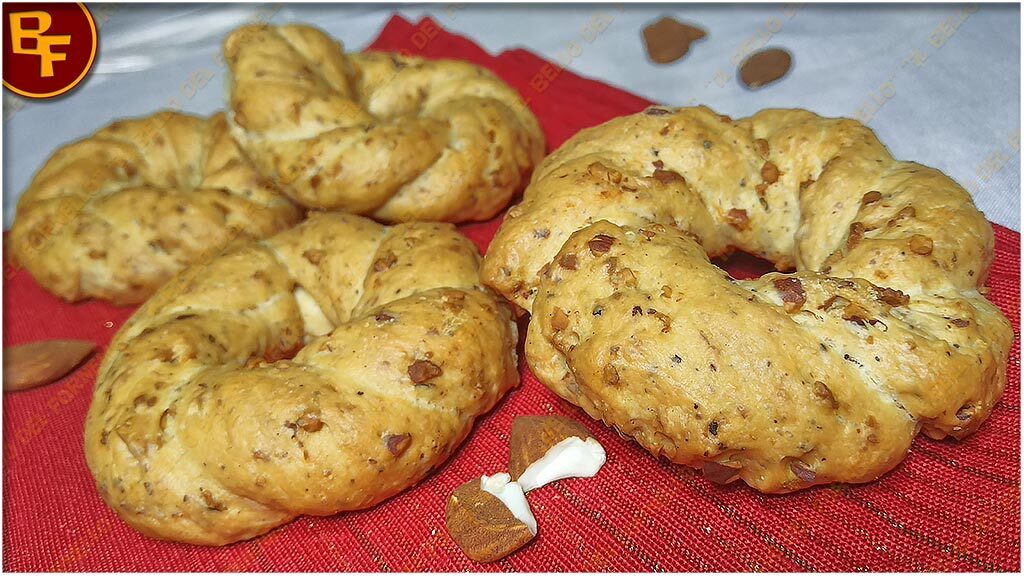 Taralli napoletani mandorle e finocchietto