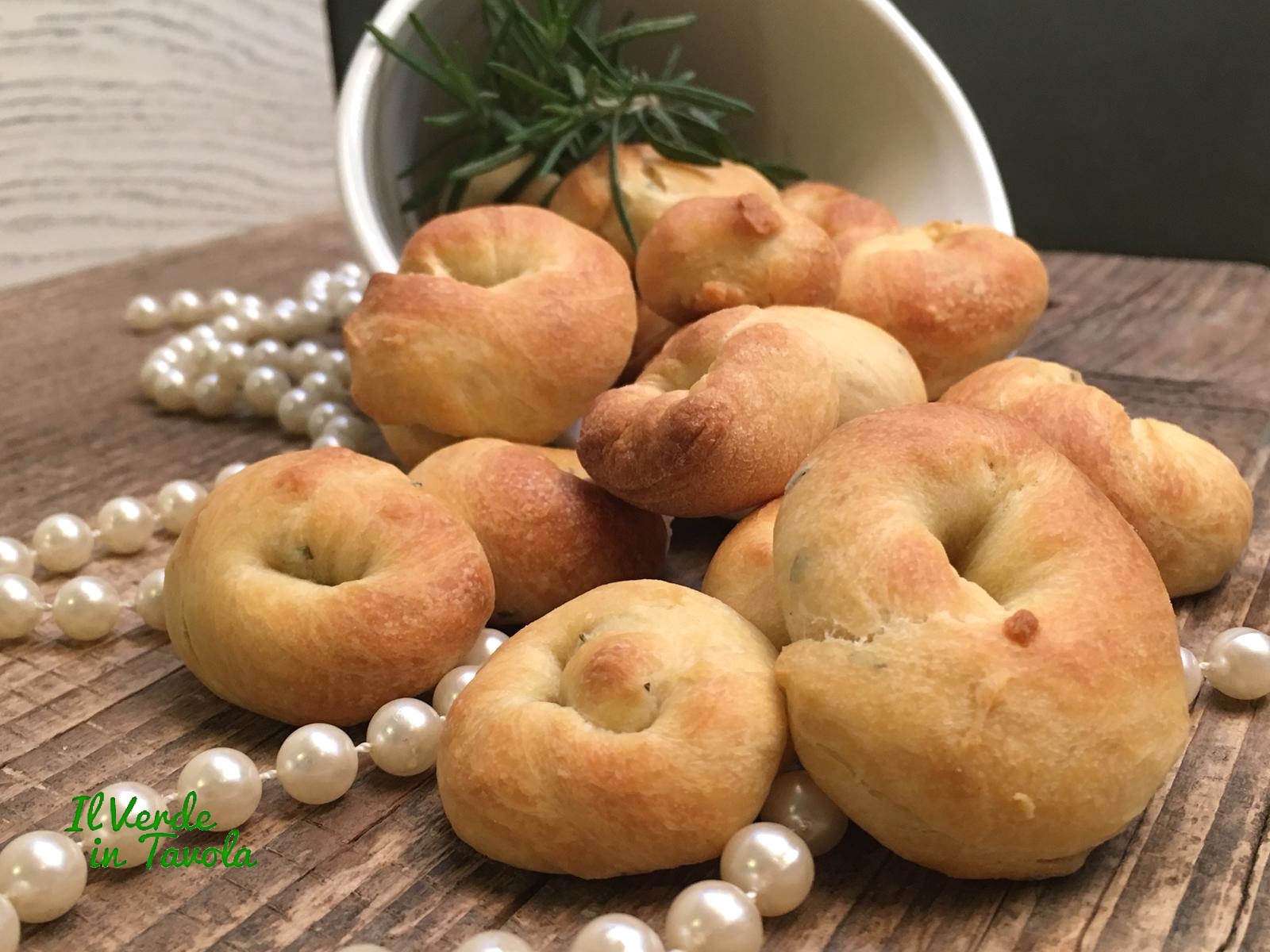 Taralli rosmarino e lievito di birra