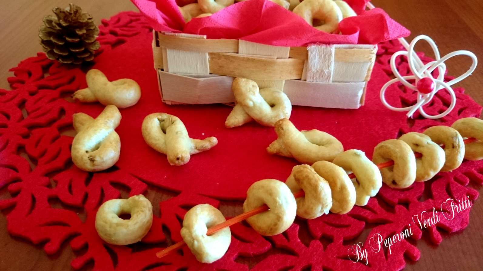 Tarallini ai semi di finocchio