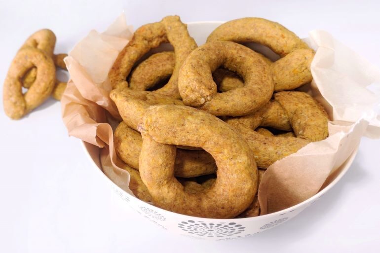 Tarallini integrali salati alle carote