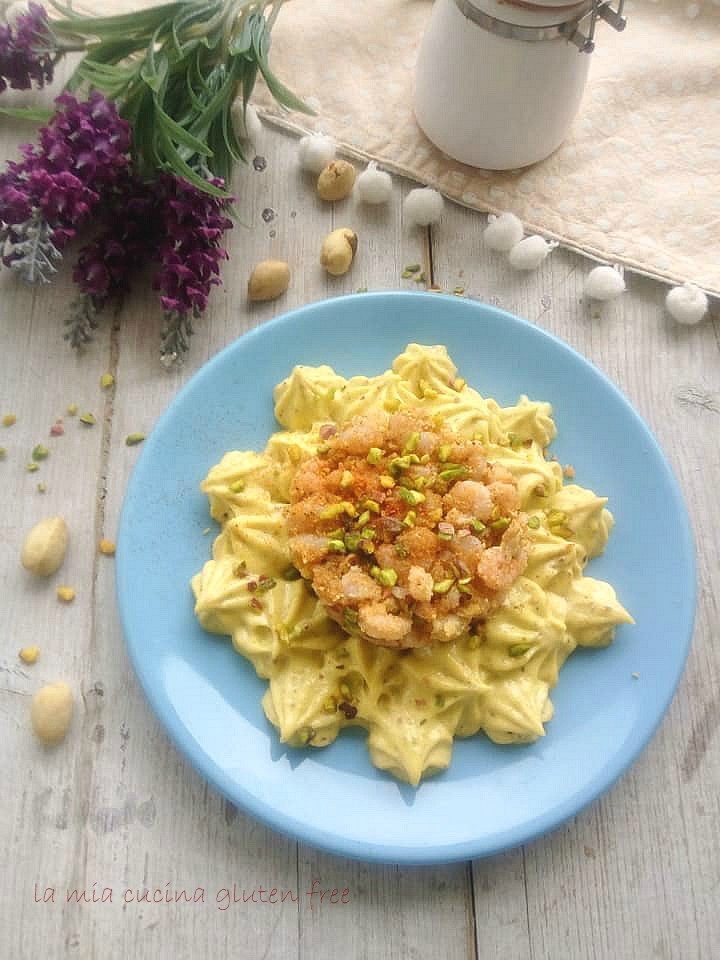 Tartare di gamberi con maionese al pistacchio