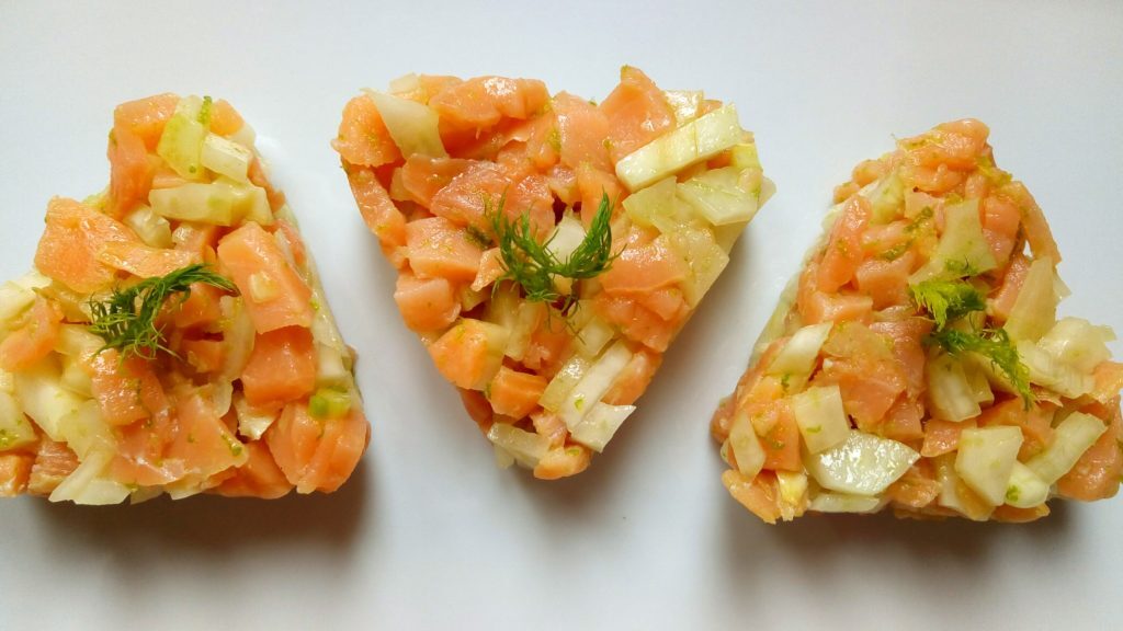 Tartare salmone affumicato finocchi e lime