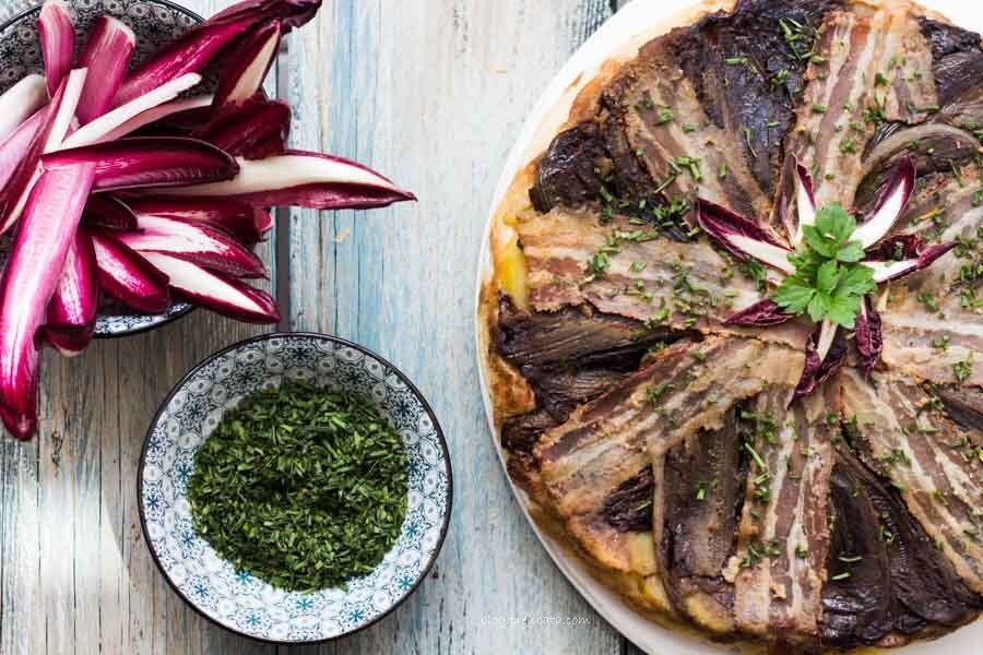 Tarte al radicchio tardivo di Treviso, topinambur e pancetta