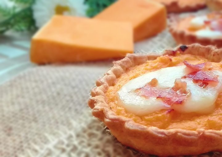 Tartellette alla crema di zucca, taleggio e bacon