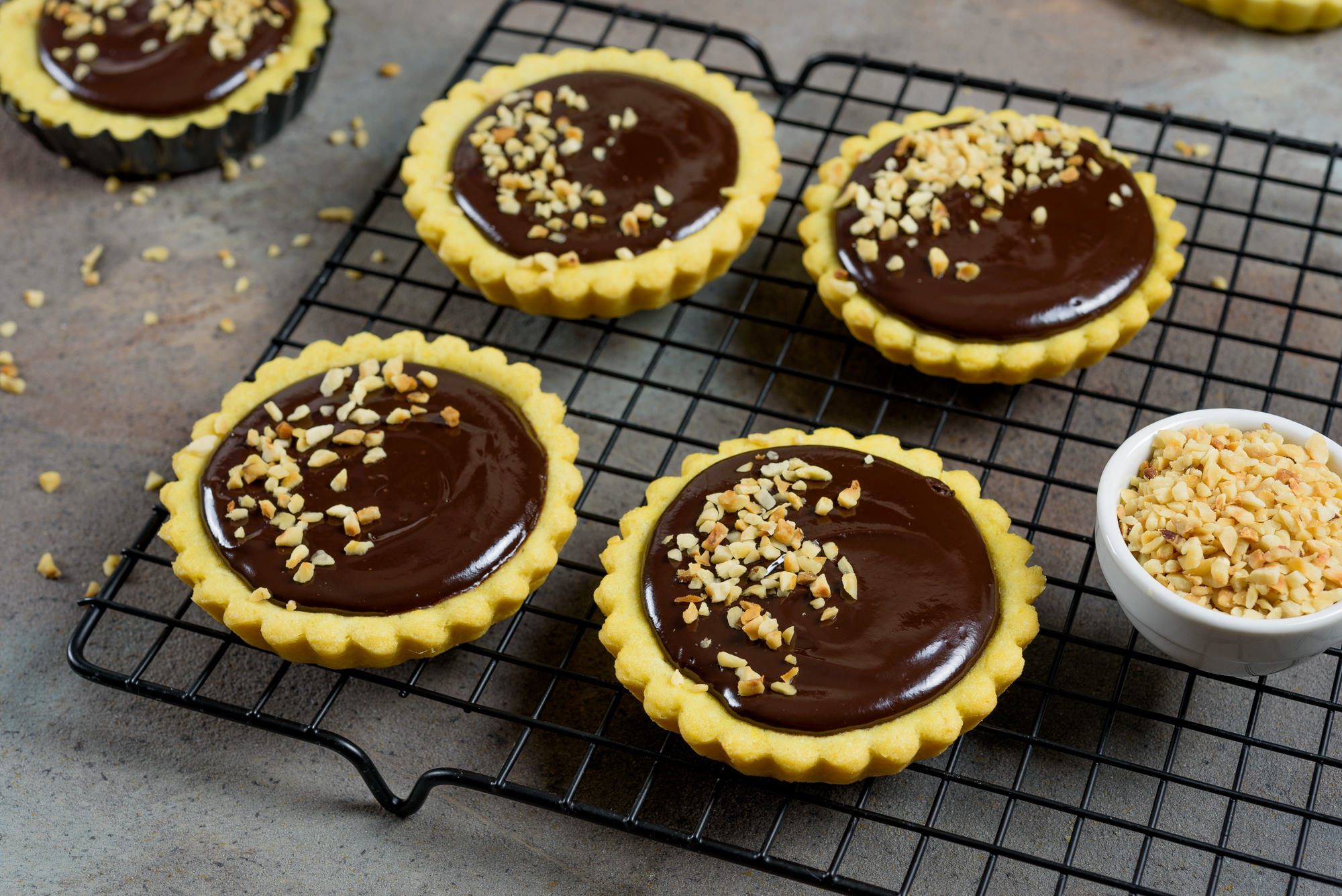 Tartellette nocciola e cioccolato