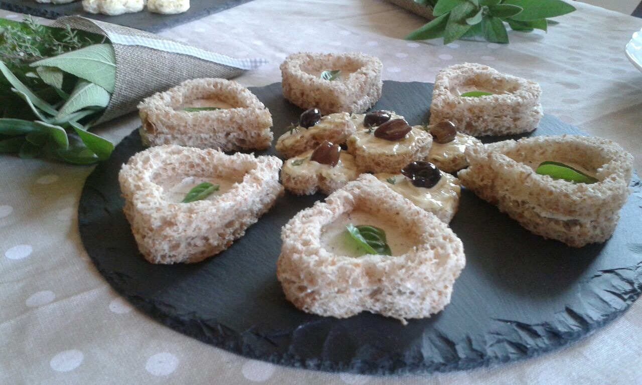 Tartine biscotto al tartufo