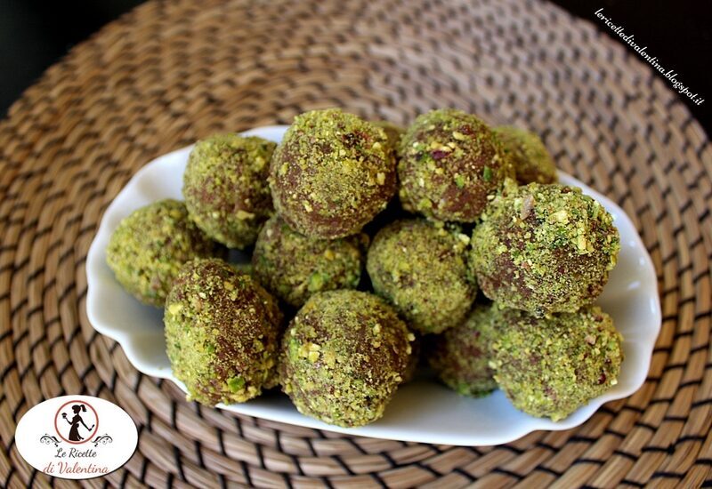Tartufi al mascarpone e pistacchi, senza cottura
