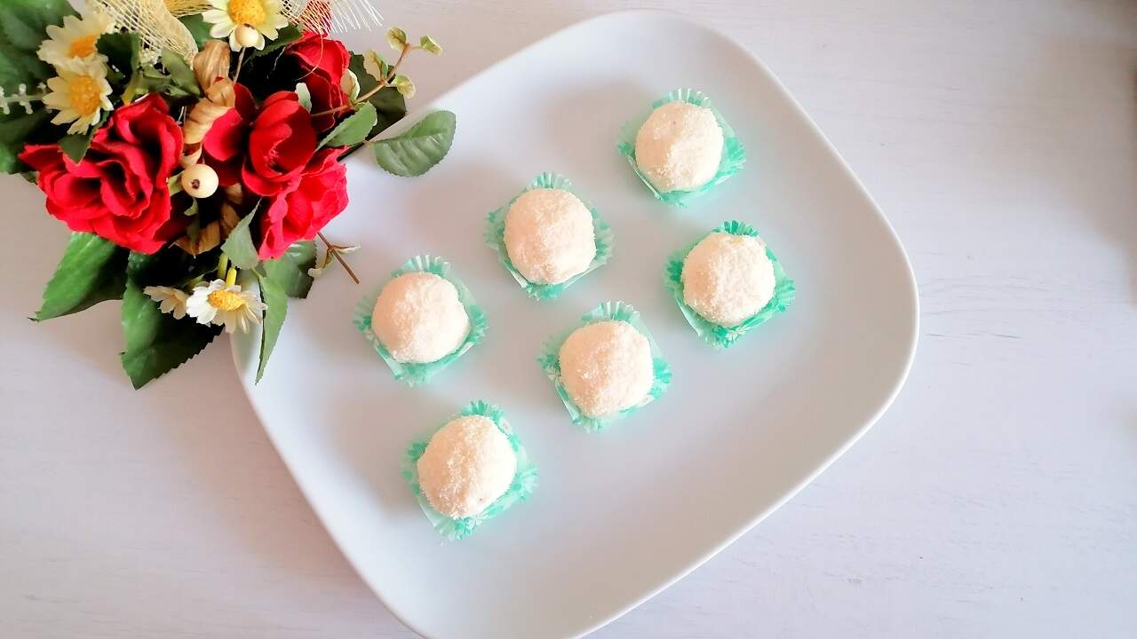Tartufi cocco e ricotta: dolcezze in un boccone