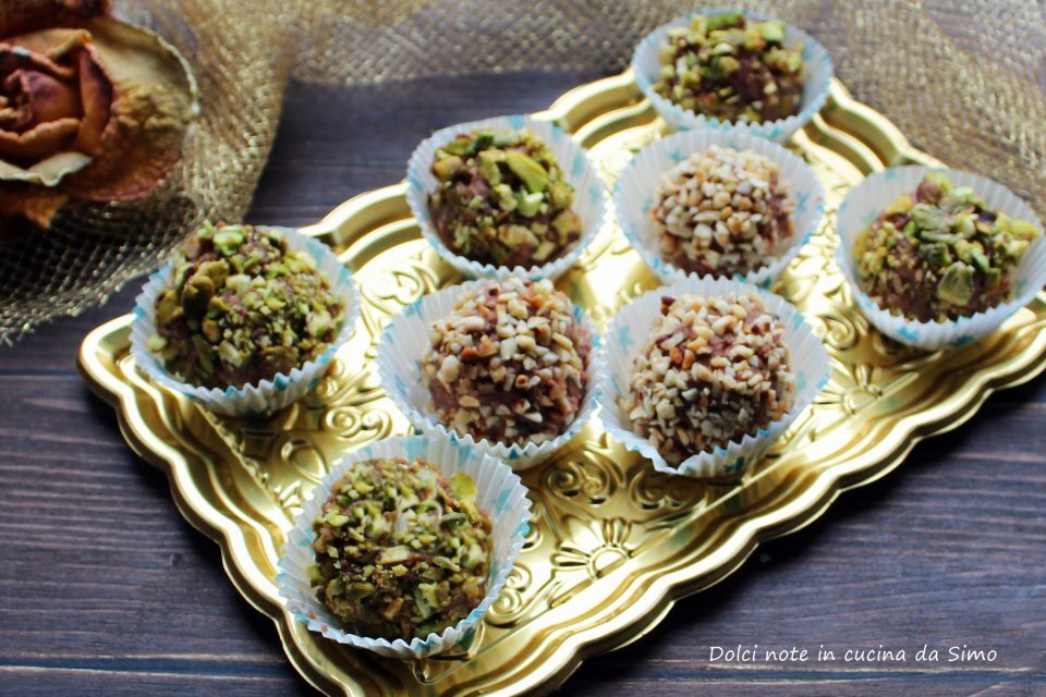 Tartufini al pistacchio e nocciola
