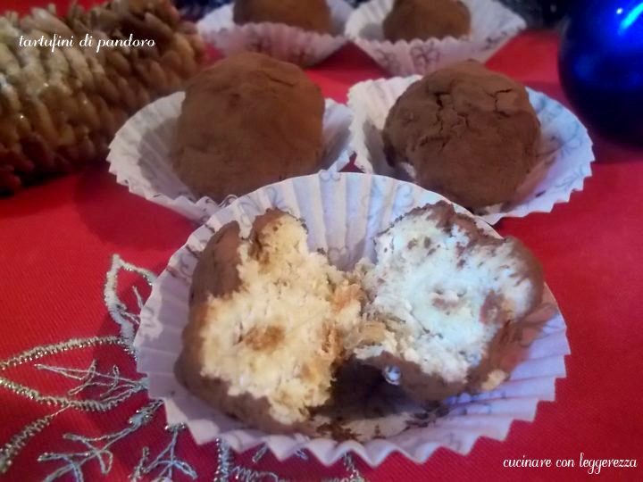 Tartufini di pandoro