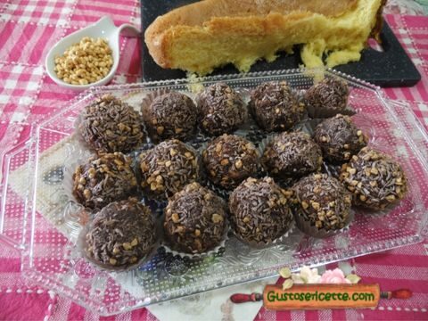 Tartufini pandoro e rice krispies