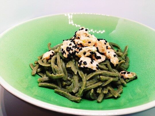 Te’ matcha tagliolini with salmon