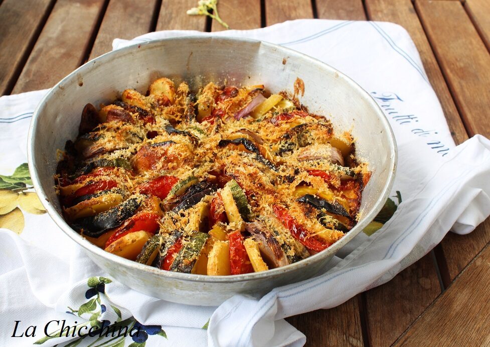 Teglia di verdure e formaggio gratinate