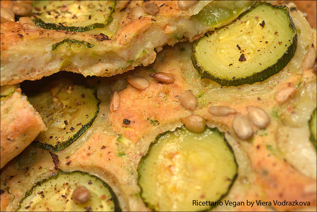 Teglia morbida di zucchine al pepe verde