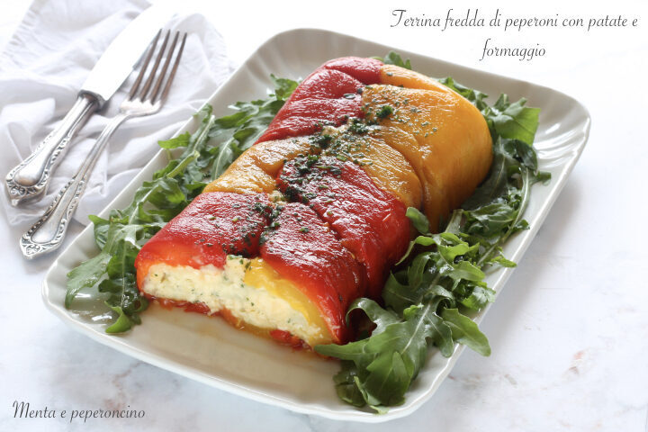 Terrina fredda di peperoni con patate e formaggio