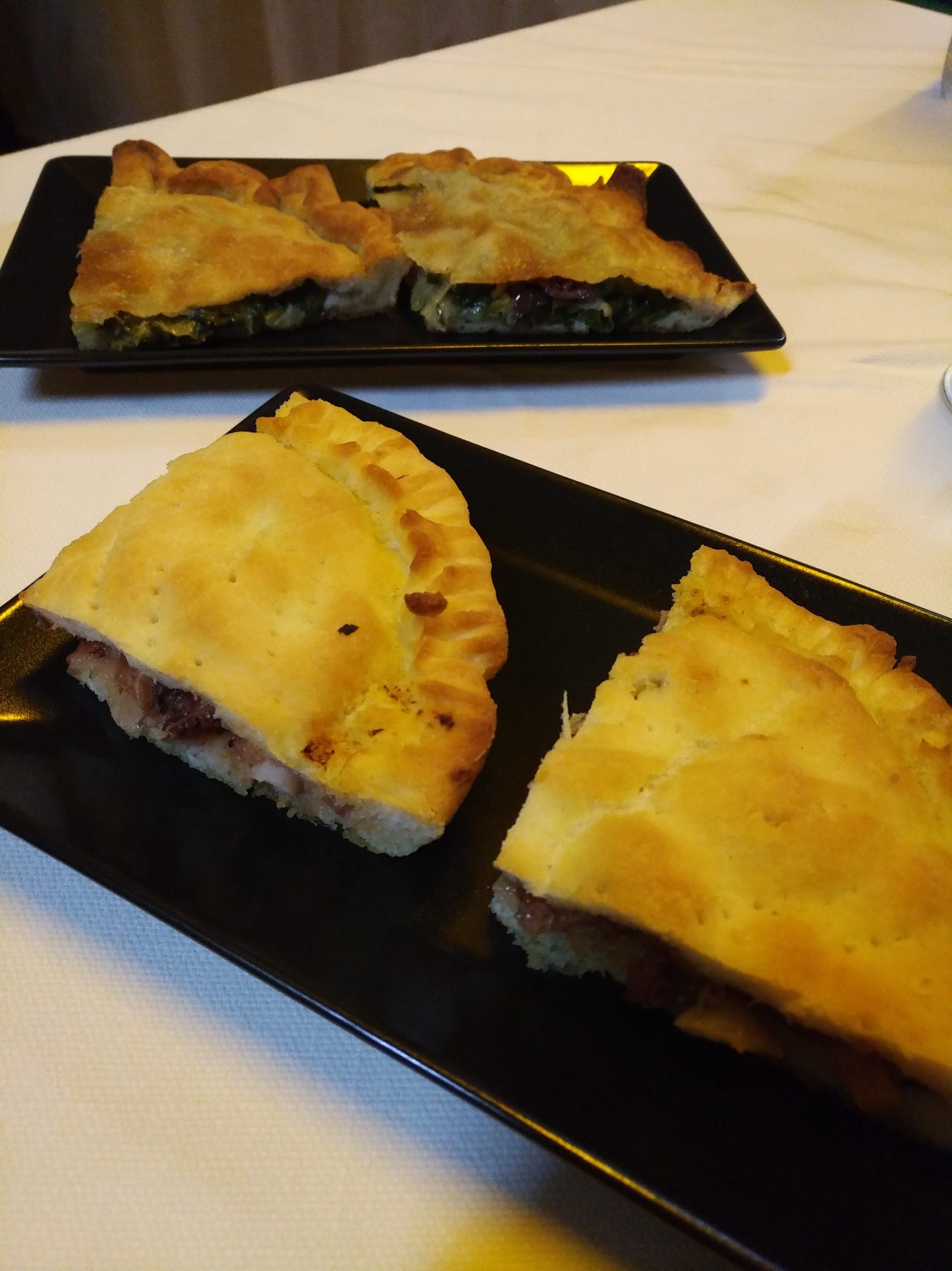 Tiella di Gaeta al polpo