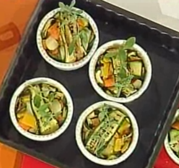 Timballino di zucchine con “brunoise” di verdure di antonella clerici