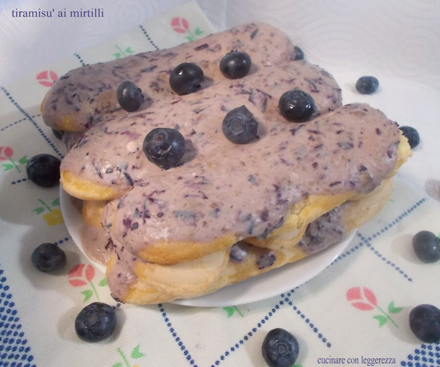 Tiramisù ai mirtilli