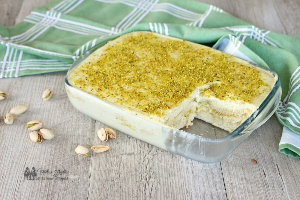 Tiramisù al pistacchio con uova pastorizzate