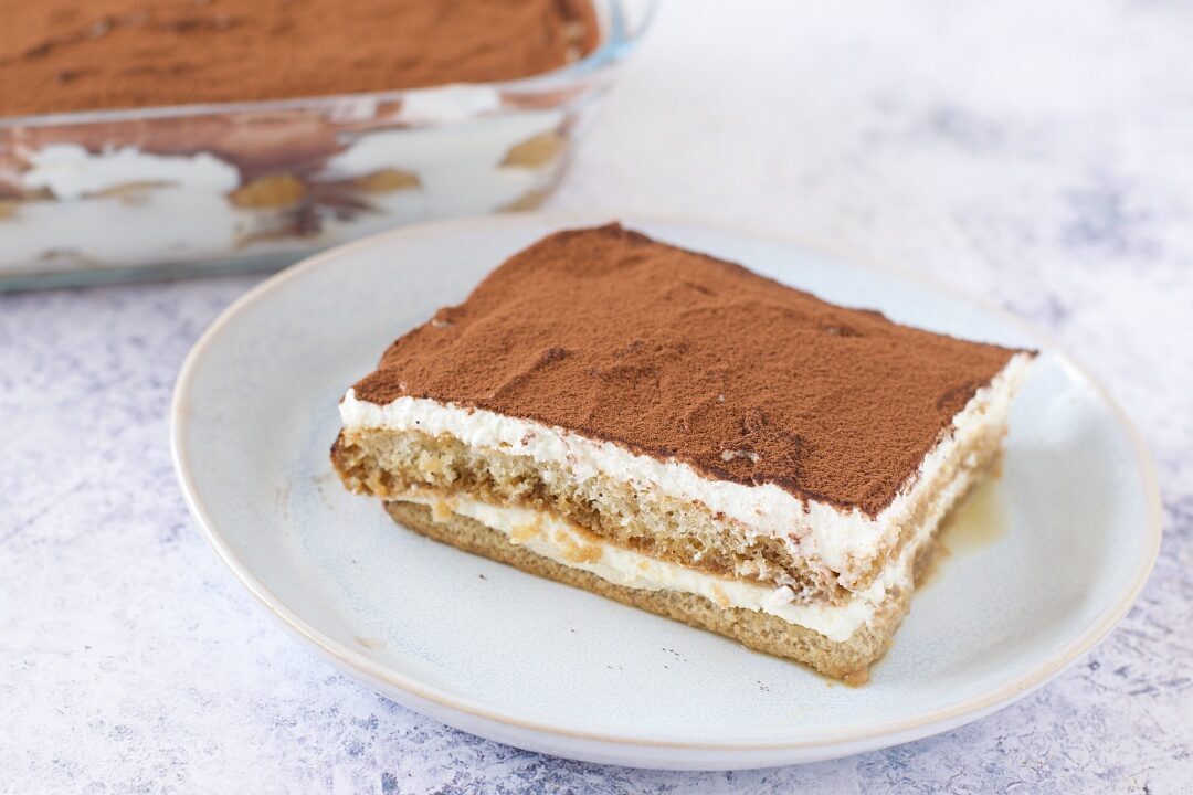 Tiramisù allo Yogurt Greco senza Uova