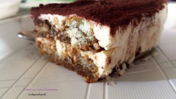 Tiramisù classico con crema la mascarpone