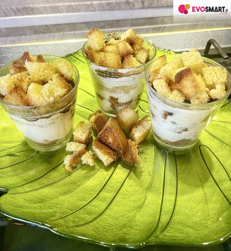 Tiramisù con il pandoro