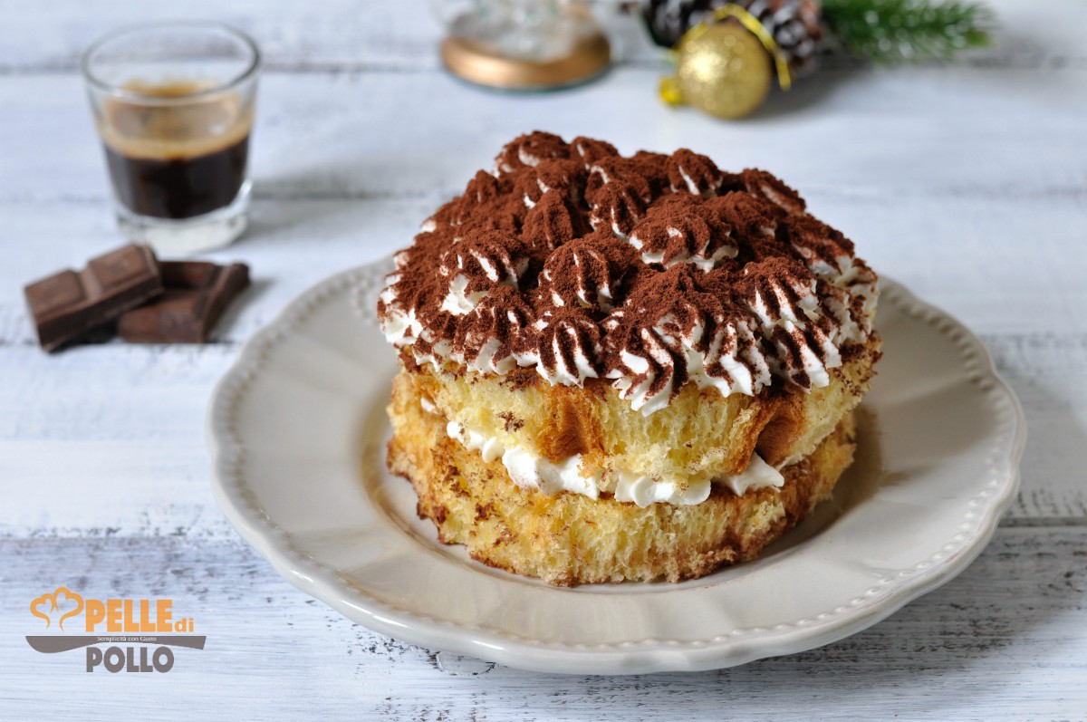 Tiramisù di pandoro con crema senza uova