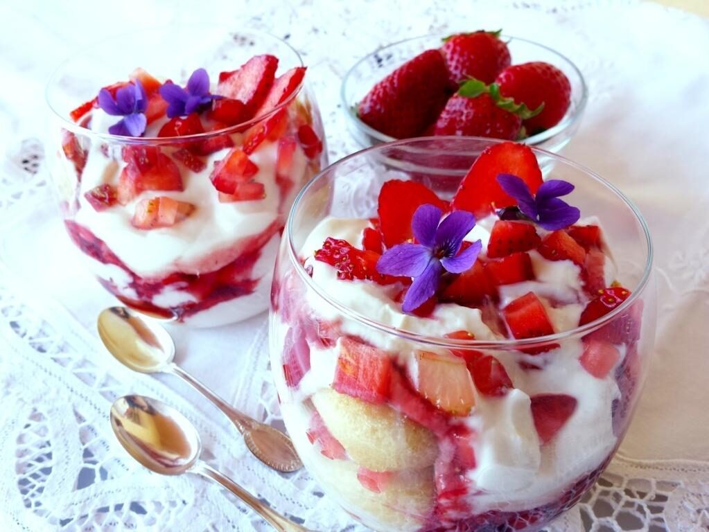 Tiramisù light con profumate fragole!