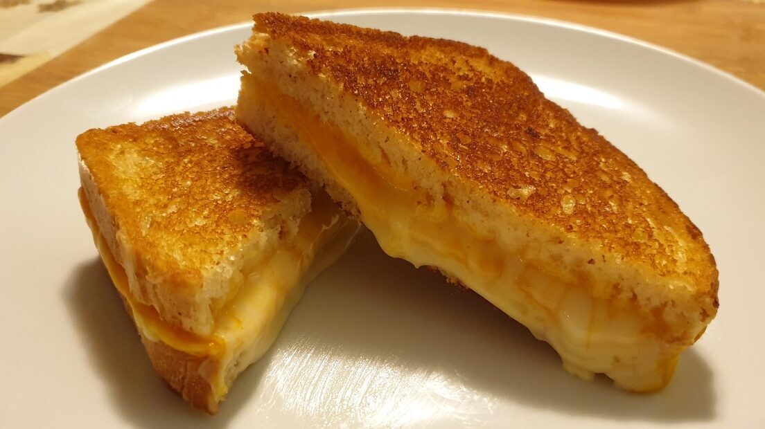 Toast al formaggio (grilled cheese sandwich)
