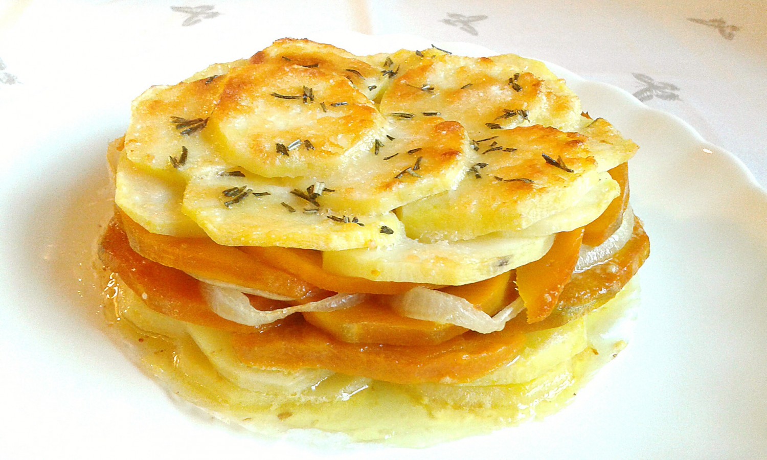 Torretta di patate, zucca e cipolla