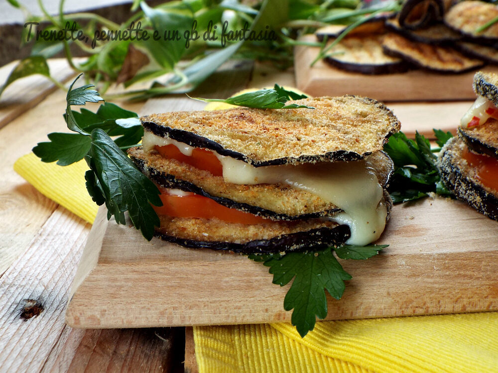 Torrette di melanzane con pomodoro e formaggio al peperoncino