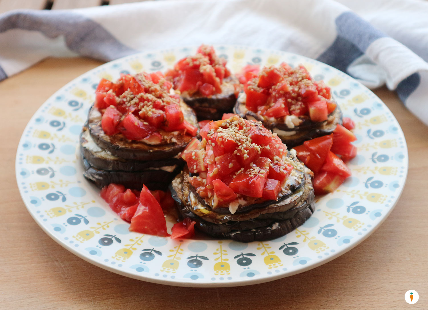 Torrette di melanzane, robiola e pomodori