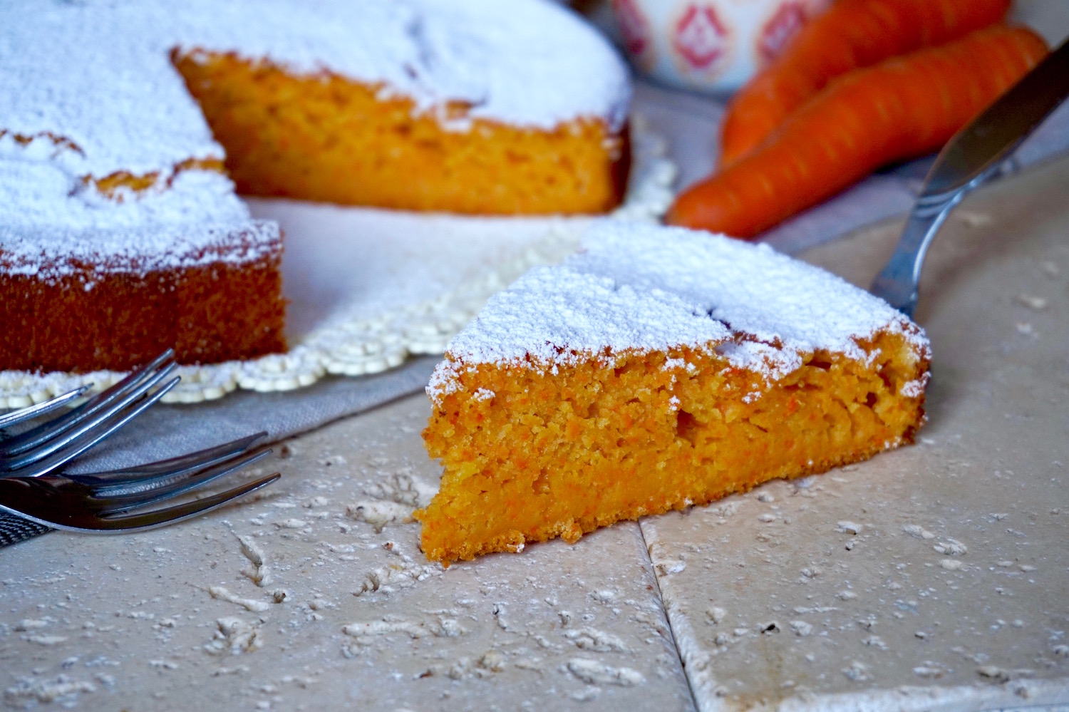 Torta 5 minuti alle carote