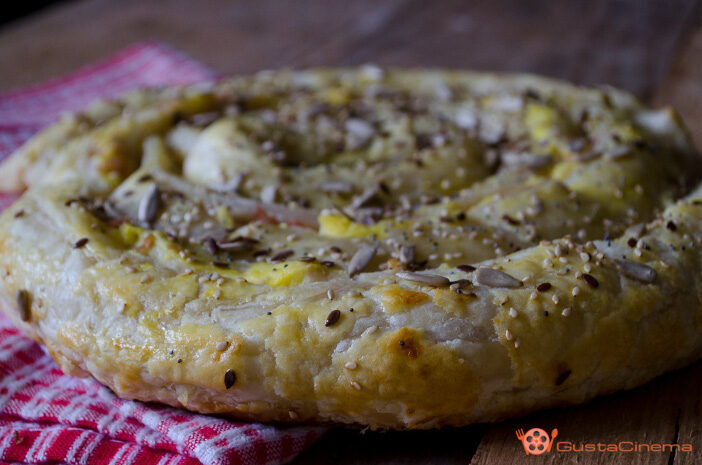Torta a spirale di sfoglia con patate mortadella e philadelphia