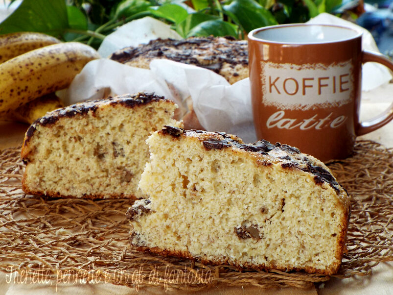 Torta Africa banane cocco e noci