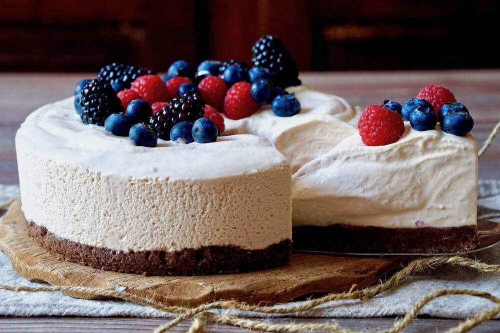 Torta ai Frutti di Bosco Senza Cottura